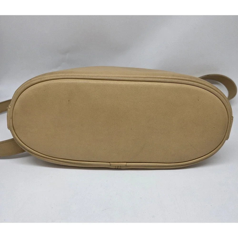 Coach 4143 Worth Bag Glove‑Tanned Leather Shoulder Bag Beige Vintage‎ Made USA